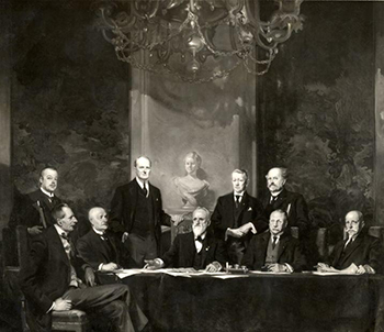 Het kabinet van Cort van der Linden (schilderij Piet van der Hem) regeerde van 1913 tot 1918 en voerde tijdens WOI een ‘oorlogswinstbelasting’ in.