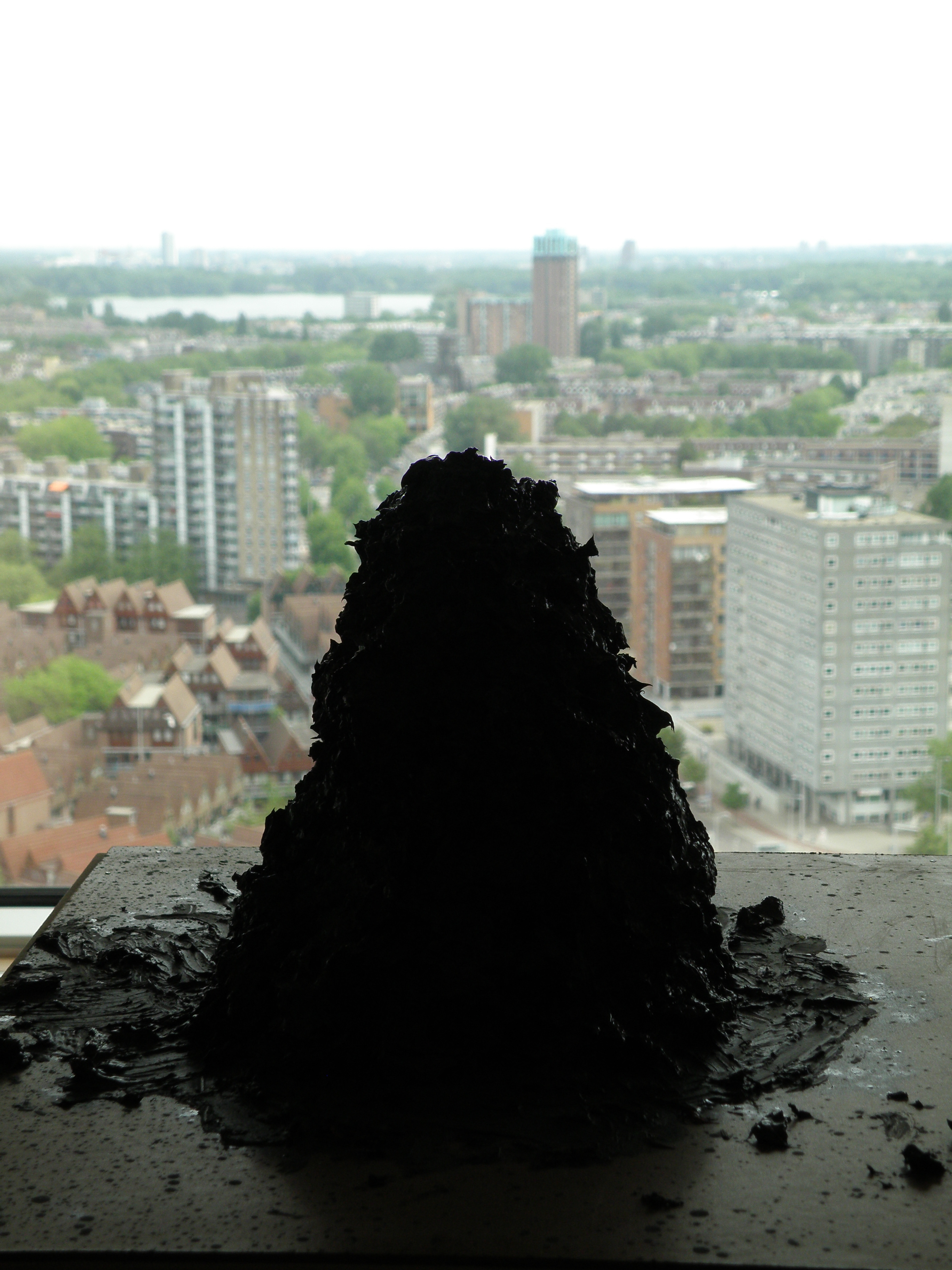 De ‘07137’ van Klaas Kloosterboer, 07137, gemaakt van olieverf op masoniet.