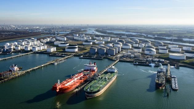 Overslag haven hoger ondanks sancties. Rotterdam verantwoordelijk voor 1% stikstof