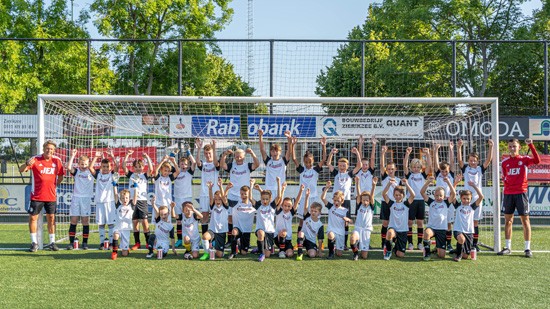 Jouw zoon/dochter in het voorjaar voetballen bij Feyenoord?