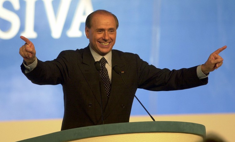 Berlusconi: Bunga Bunga en drievoudig premier Italië. Wat is de erfenis?