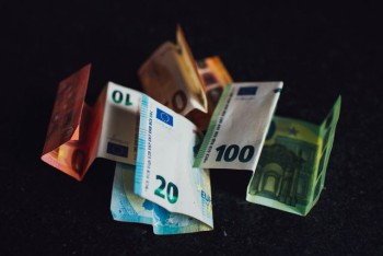 Georganiseerde misdaad in de zorg aangepakt met miljoenenpakket