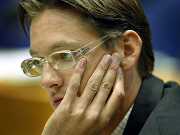 Eerdmans van Leefbaar Rotterdam: ,,We hebben als partij voor heter vuren gestaan, als fractie staan we als één blok achter deze coalitie.'' 